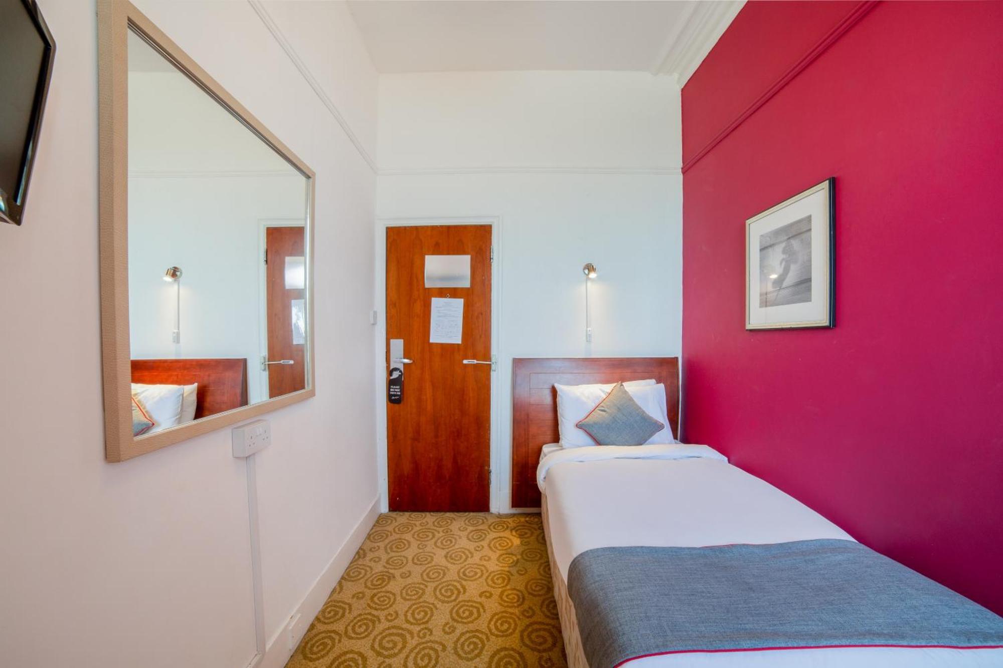 The Strand Hotel Eastbourne Ngoại thất bức ảnh