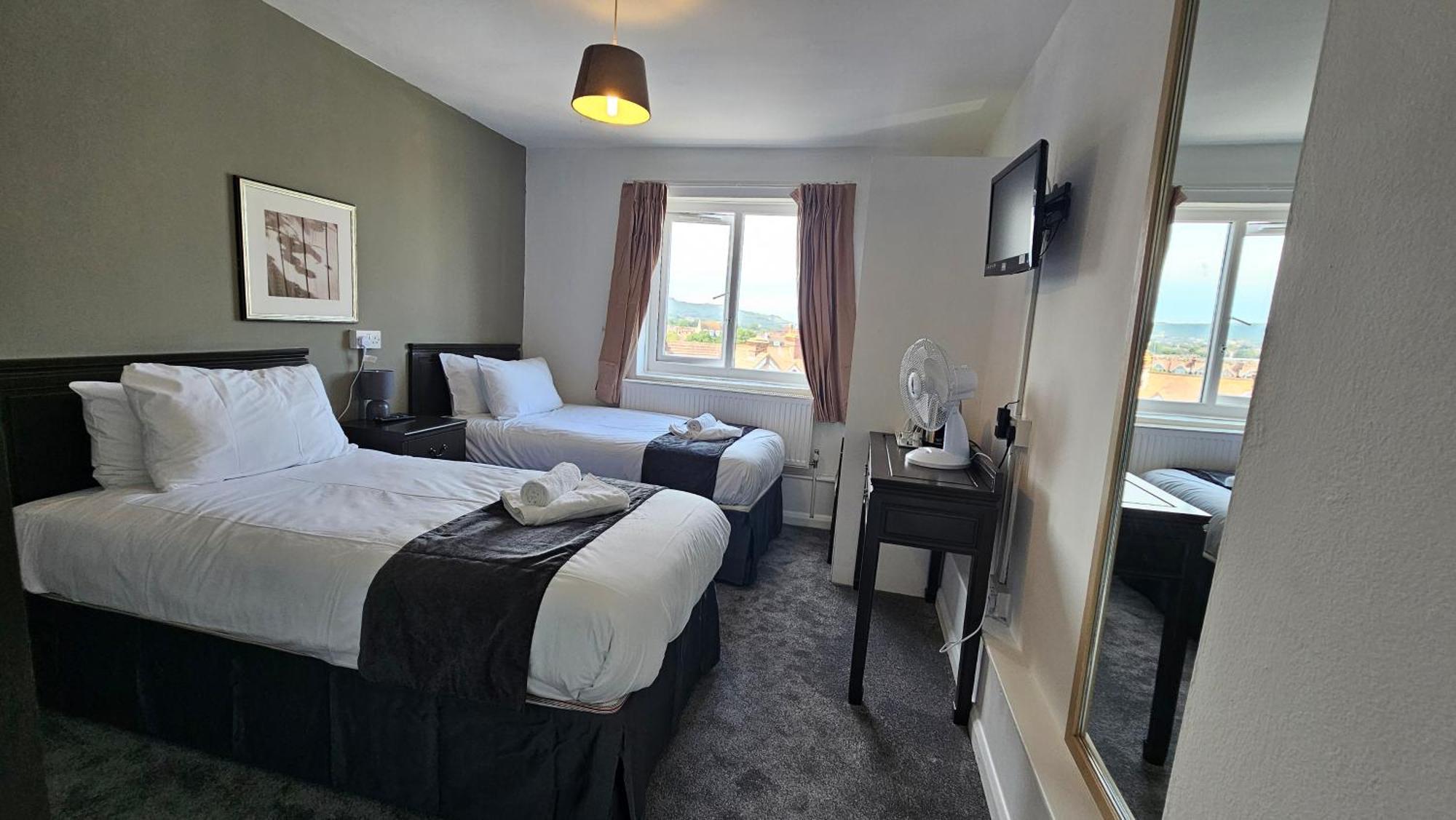 The Strand Hotel Eastbourne Ngoại thất bức ảnh