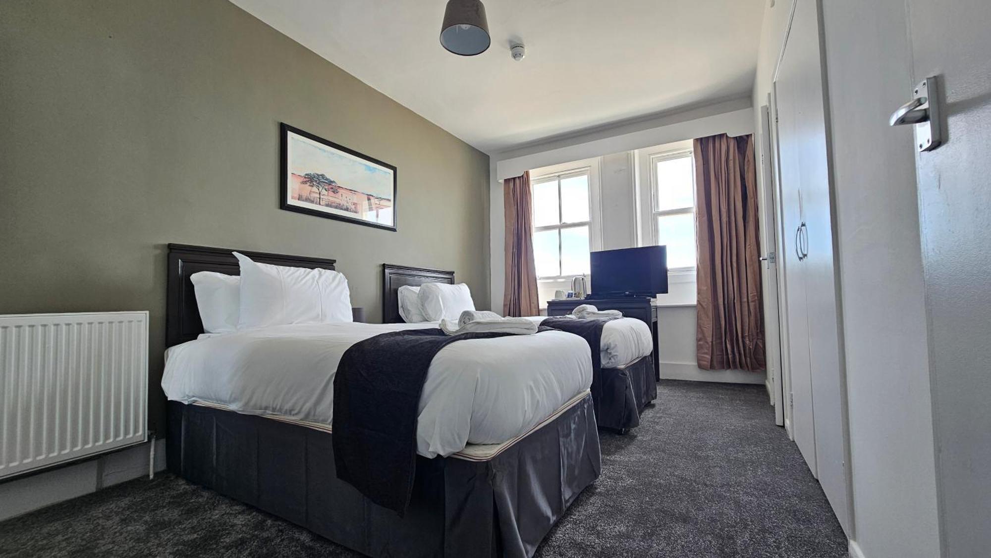 The Strand Hotel Eastbourne Ngoại thất bức ảnh