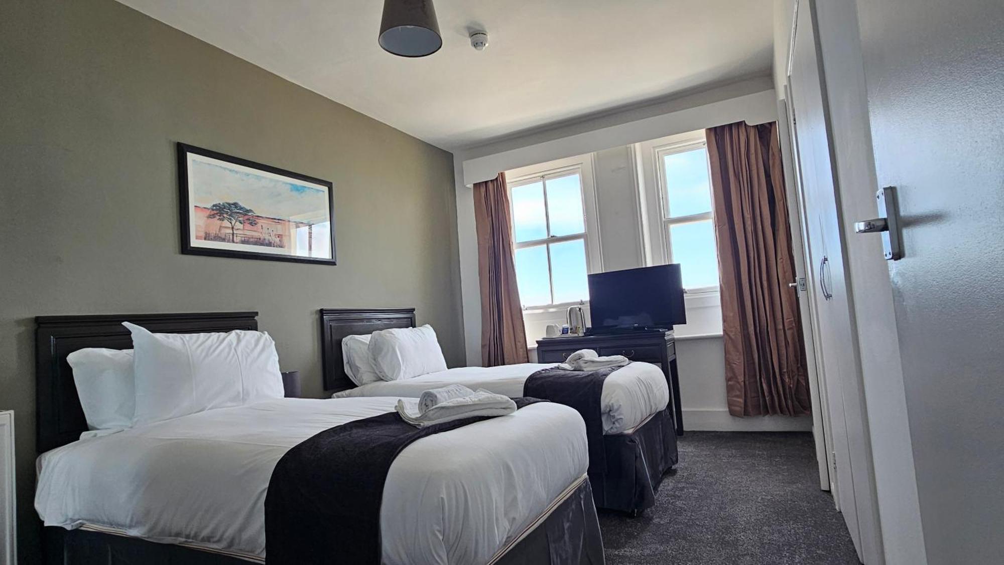 The Strand Hotel Eastbourne Ngoại thất bức ảnh