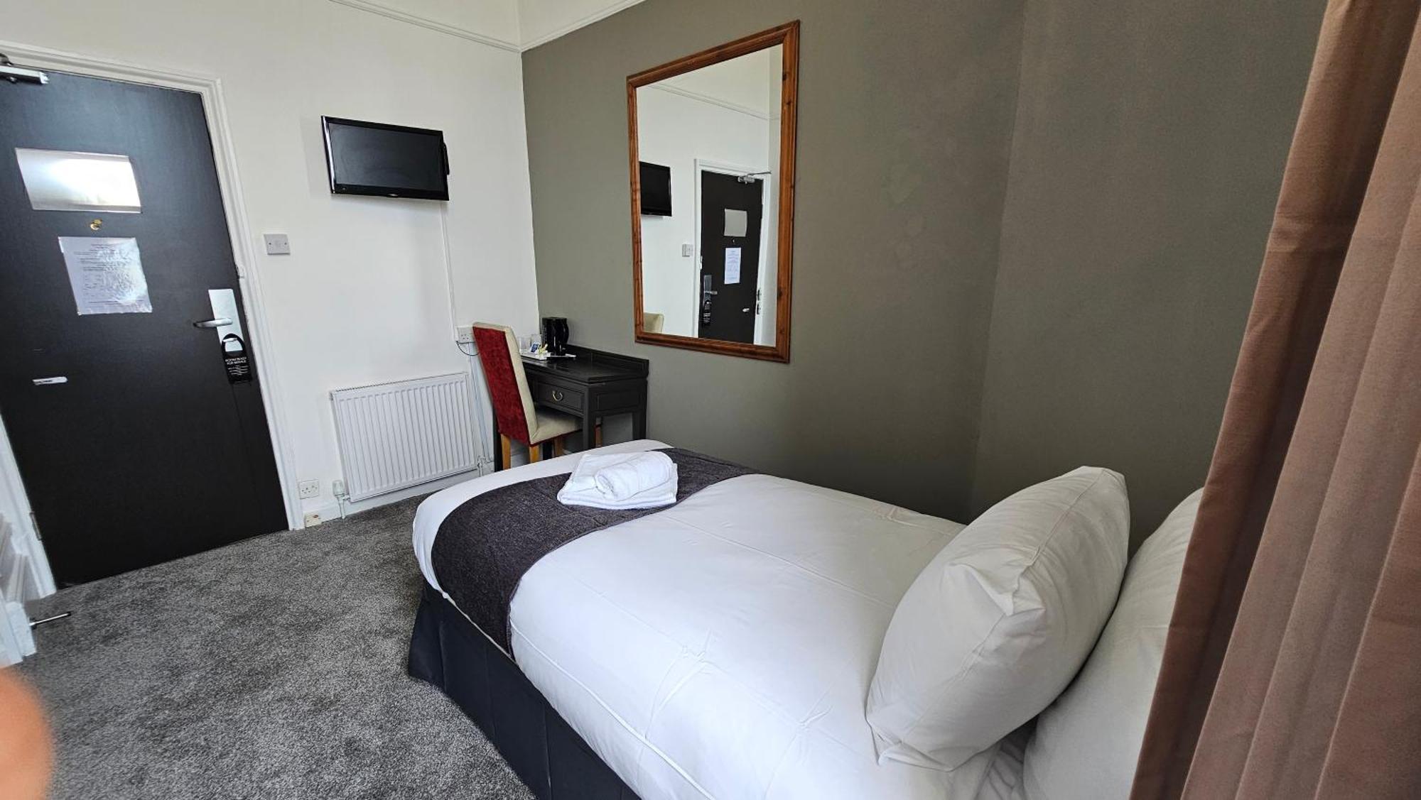 The Strand Hotel Eastbourne Ngoại thất bức ảnh