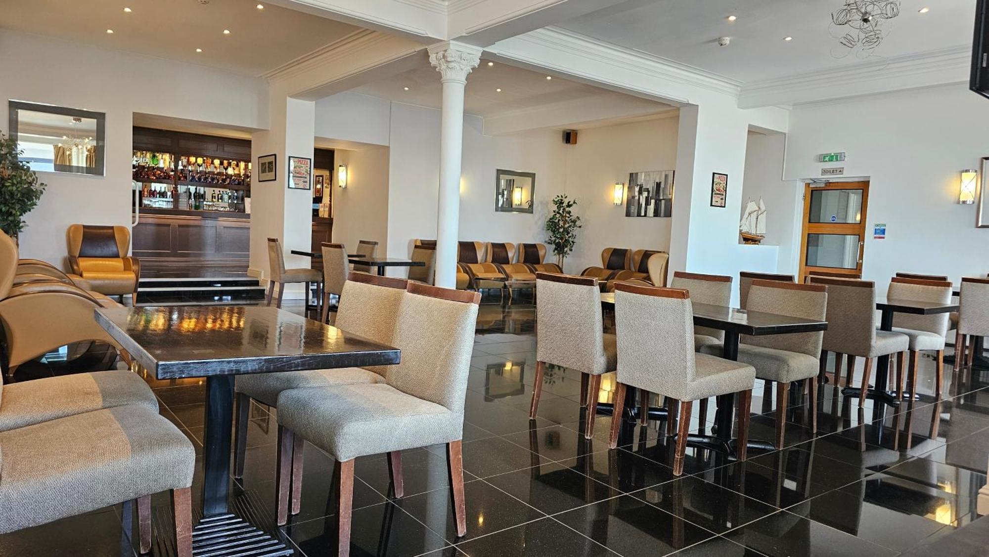 The Strand Hotel Eastbourne Ngoại thất bức ảnh