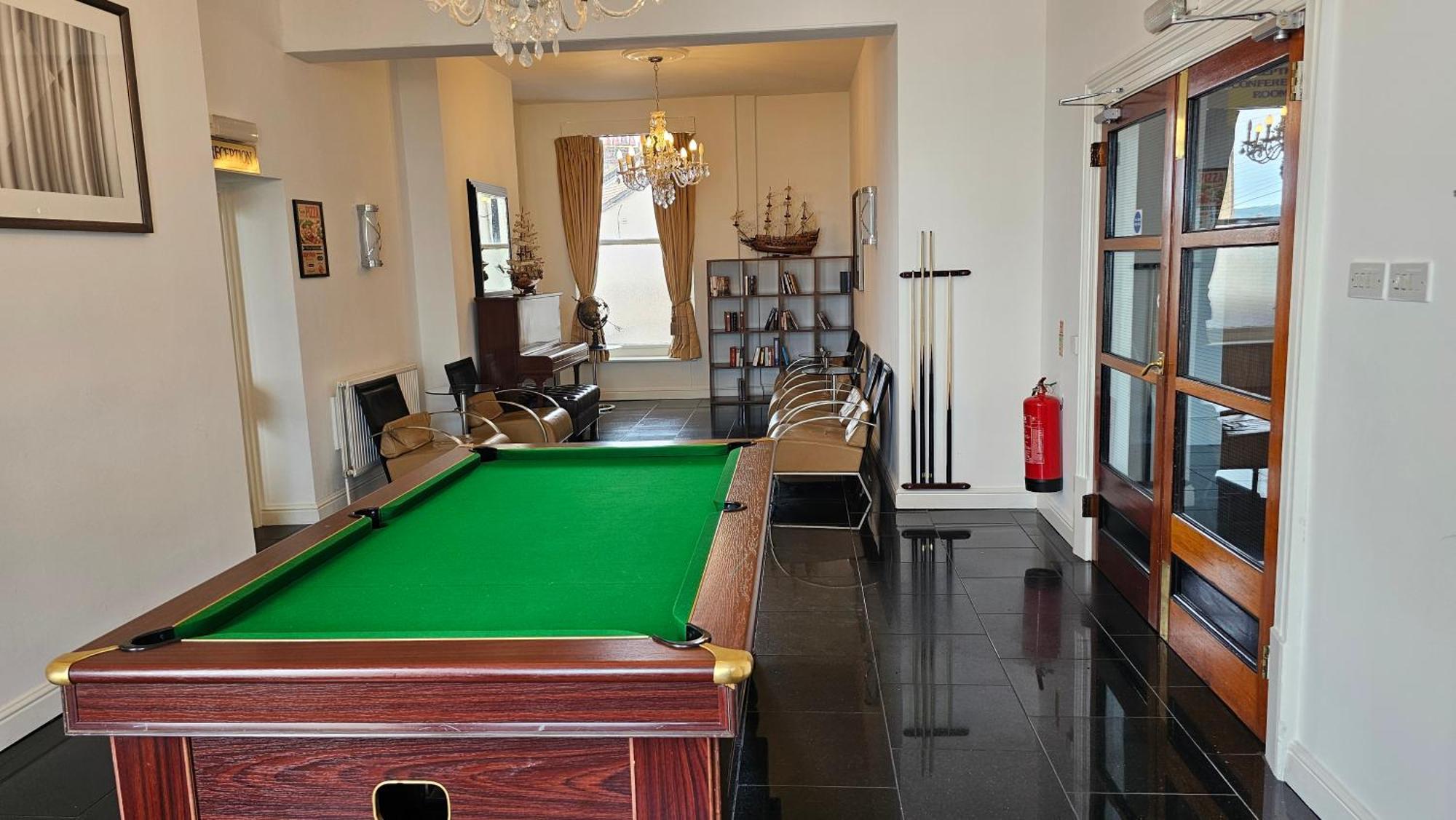 The Strand Hotel Eastbourne Ngoại thất bức ảnh