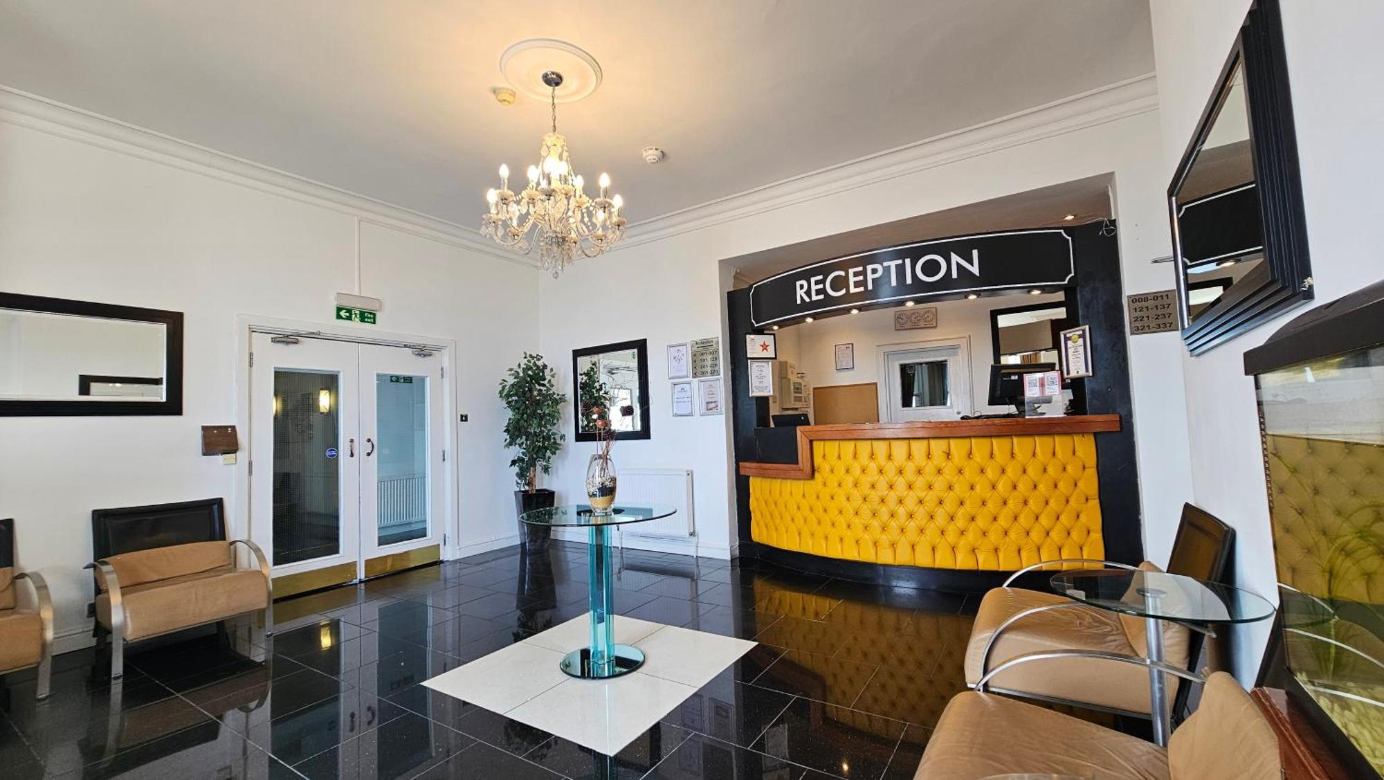 The Strand Hotel Eastbourne Ngoại thất bức ảnh
