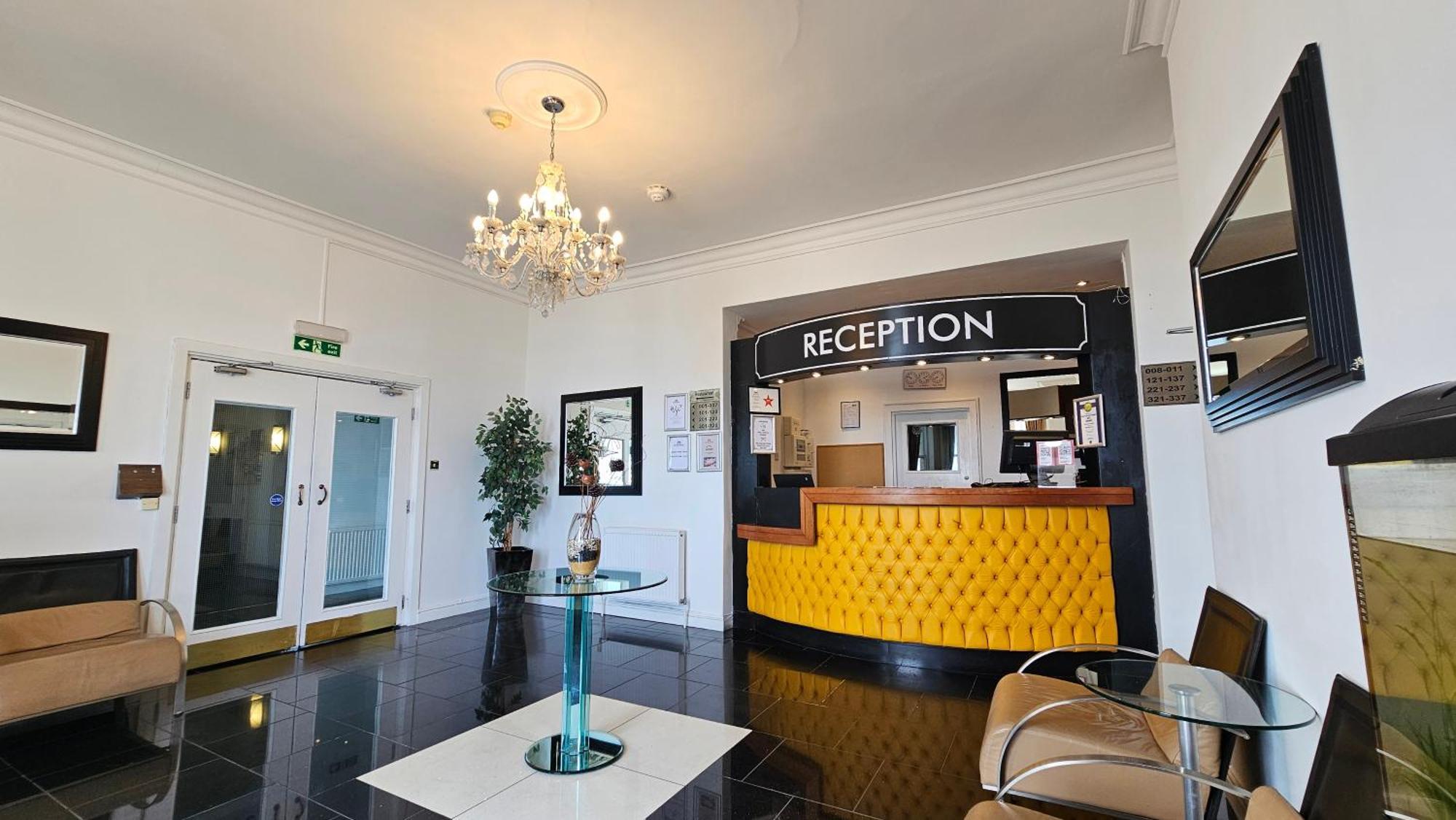 The Strand Hotel Eastbourne Ngoại thất bức ảnh